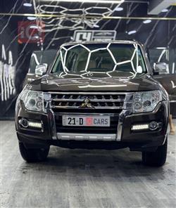 ميتسوبيشي باجيرو